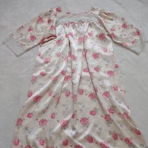 Dior Vintage floral roses lace crochet details puff sleeves gown dress